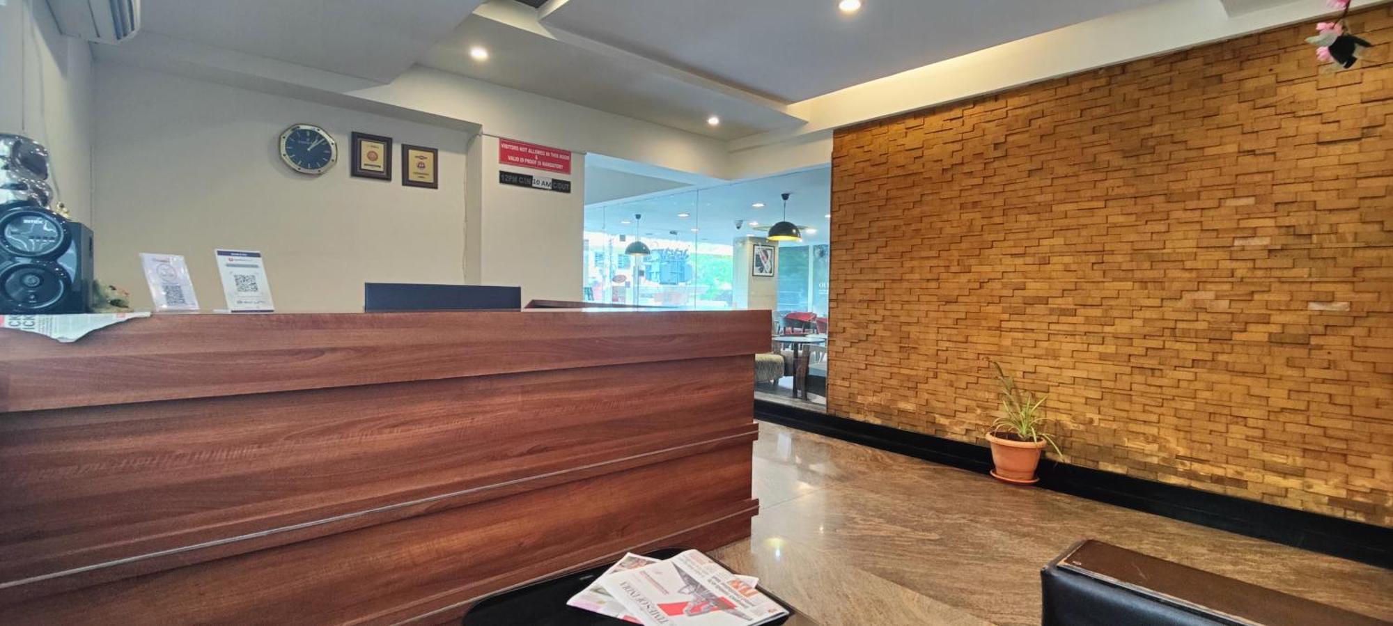 Hotel Krrish Inn - Ameerpet, حيدر أباد المظهر الخارجي الصورة
